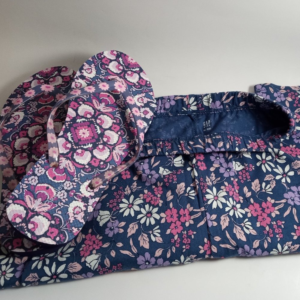Girls - Vera Bradley - Bundled - Leggings & Flip Flops